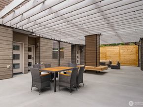 3817 C Fremont Avenue N, Seattle WA 98103