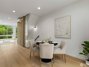 3817 C Fremont Avenue N, Seattle WA 98103