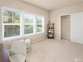 4406 Providence Point Place SE 302, Issaquah WA 98029