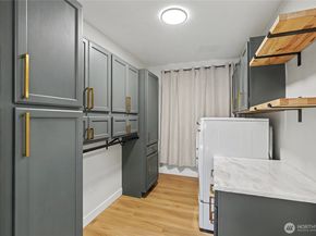 10106 16th Avenue S, Seattle WA 98168