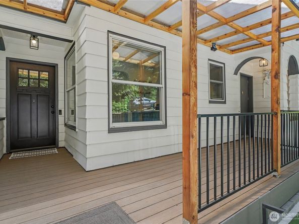 10106 16th Avenue S, Seattle WA 98168