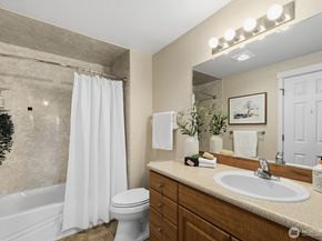 3815 SE 131st Lane SE H16, Bellevue WA 98006
