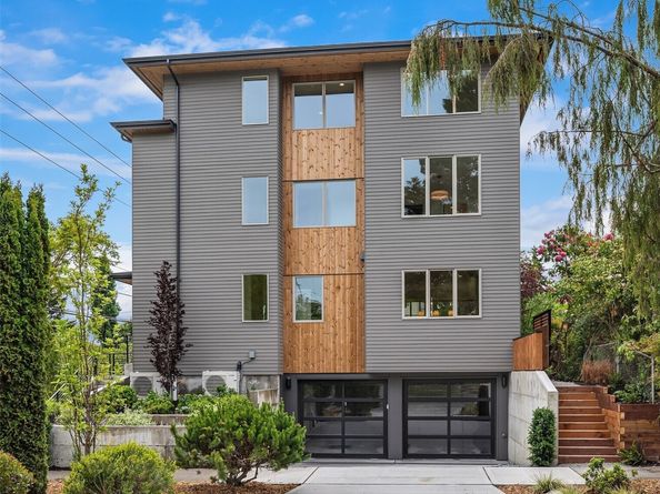 6913 30th Avenue NW, Seattle WA 98117