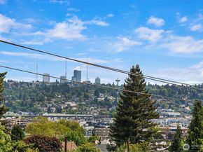 6913 30th Avenue NW, Seattle WA 98117