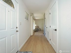 10746 63rd Avenue S, Seattle WA 98178