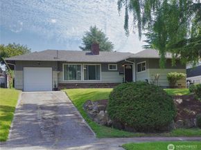 10746 63rd Avenue S, Seattle WA 98178