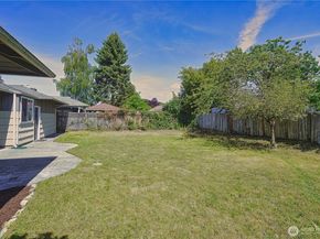 10746 63rd Avenue S, Seattle WA 98178