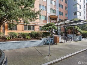 1400 Hubbell Place 512, Seattle WA 98101