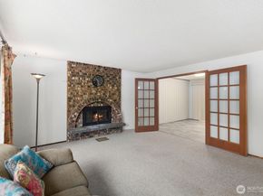 21627 9th Place W, Bothell WA 98021