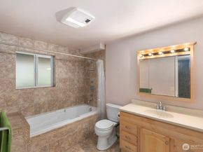 21627 9th Place W, Bothell WA 98021