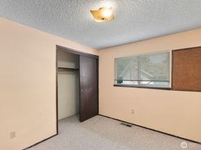 21627 9th Place W, Bothell WA 98021