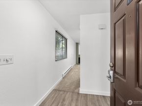 12517 NE 23rd Place A3, Bellevue WA 98005