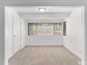 12517 NE 23rd Place A3, Bellevue WA 98005