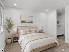 12517 NE 23rd Place A3, Bellevue WA 98005
