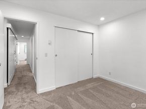 12517 NE 23rd Place A3, Bellevue WA 98005