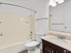 12517 NE 23rd Place A3, Bellevue WA 98005