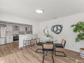 18300 8TH Ave NE, Shoreline WA 98155