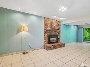26301 SE 158th Street, Issaquah WA 98027