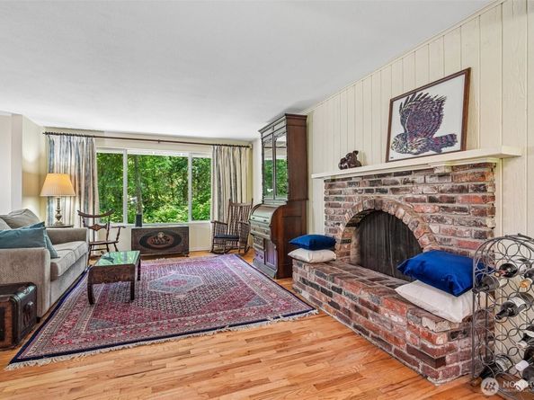 26301 SE 158th Street, Issaquah WA 98027