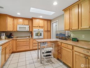 26301 SE 158th Street, Issaquah WA 98027