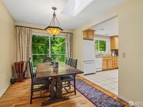 26301 SE 158th Street, Issaquah WA 98027