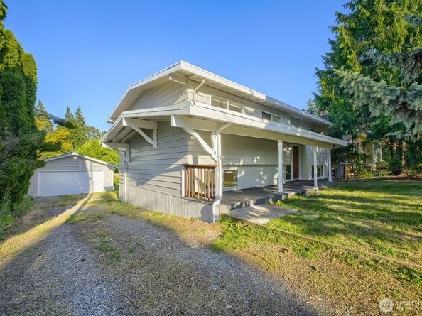 25110 35th Avenue S, Kent WA 98032