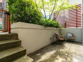 401 9th Avenue N 112, Seattle WA 98109