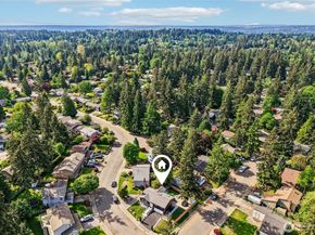 9232 NE 139th Street, Kirkland WA 98034