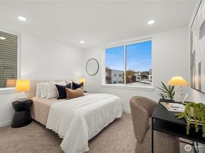 6546 B Latona Avenue NE, Seattle WA 98115