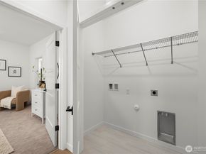 6546 B Latona Avenue NE, Seattle WA 98115