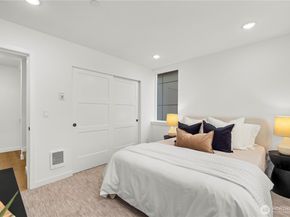 6546 B Latona Avenue NE, Seattle WA 98115