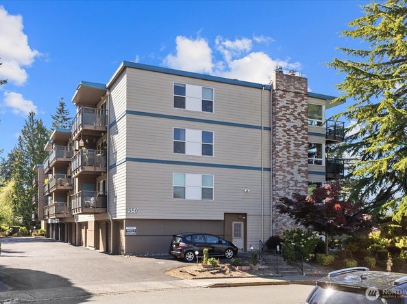 550 Elm Way 105, Edmonds WA 98020