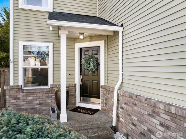 18066 169th Avenue SE, Renton WA 98058