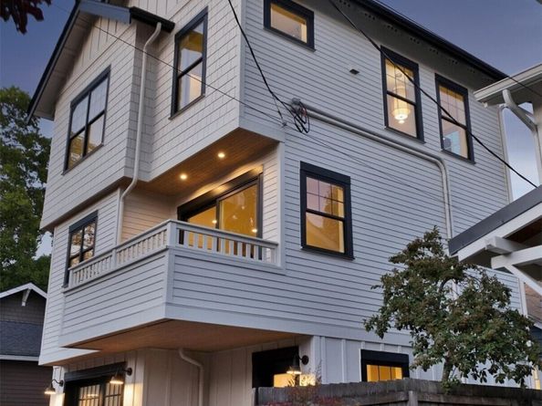 5549 B 34th Avenue NE, Seattle WA 98105