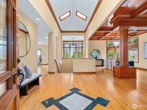 6317 NE 138th Place, Kirkland WA 98034