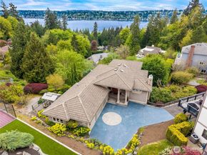 6317 NE 138th Place, Kirkland WA 98034