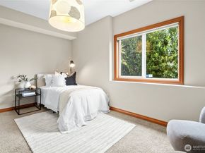 6317 NE 138th Place, Kirkland WA 98034