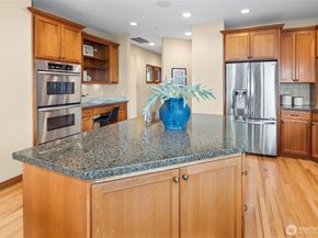 6317 NE 138th Place, Kirkland WA 98034