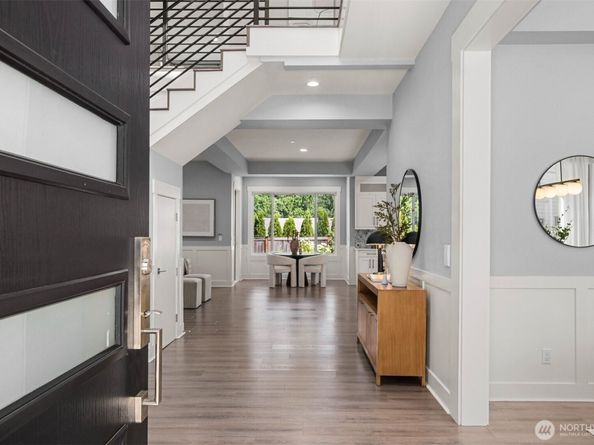 3919 Meadow Avenue N, Renton WA 98056