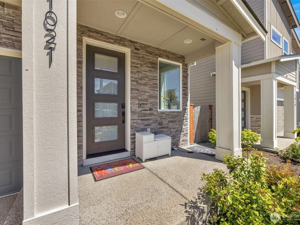 1021 169th Place SW, Lynnwood WA 98037