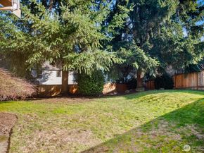 19640 88th Place NE, Bothell WA 98011