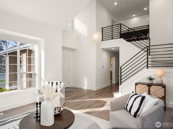 19640 88th Place NE, Bothell WA 98011