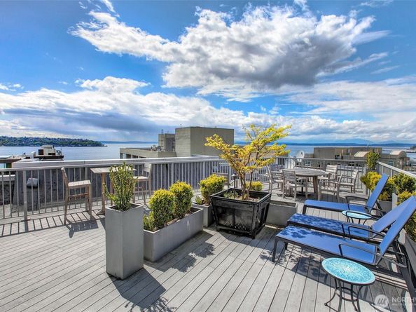 76 Cedar Street 603, Seattle WA 98121