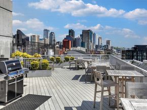 76 Cedar Street 603, Seattle WA 98121