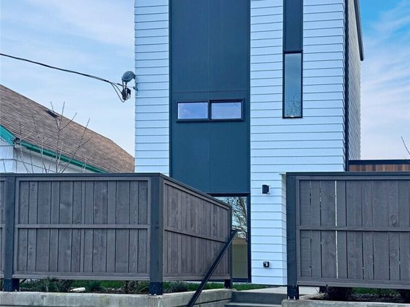4215 S Findlay Street, Seattle WA 98118