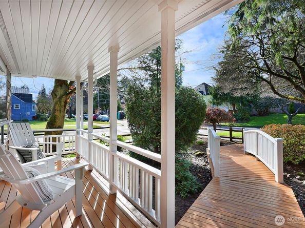 7302 33rd Avenue NE, Seattle WA 98115