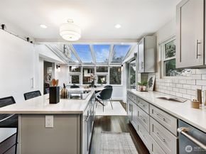 7302 33rd Avenue NE, Seattle WA 98115