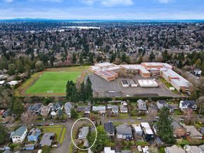 7302 33rd Avenue NE, Seattle WA 98115