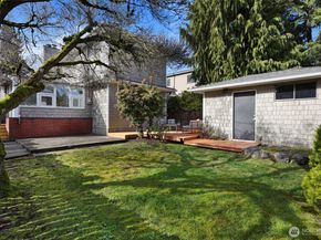 7302 33rd Avenue NE, Seattle WA 98115