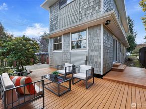 7302 33rd Avenue NE, Seattle WA 98115